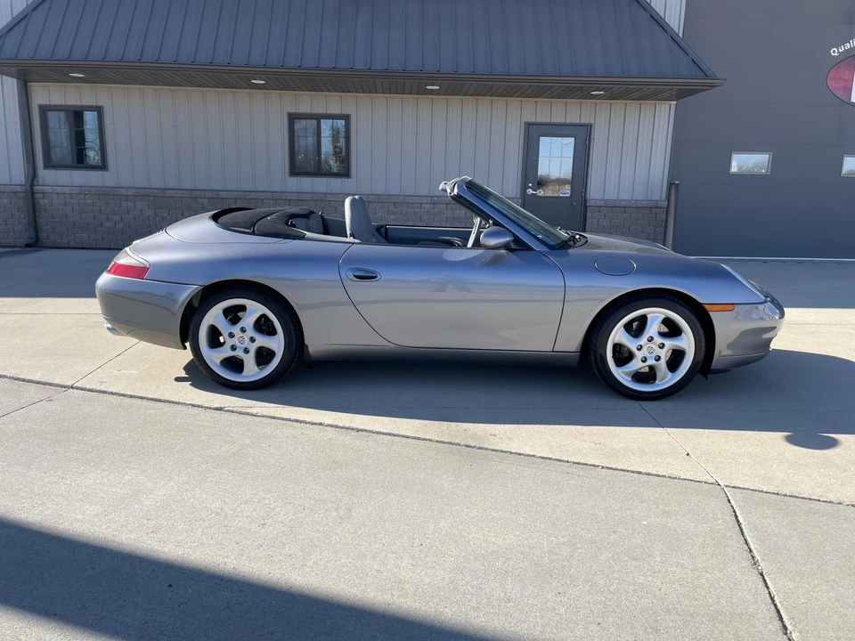 2001 Porsche 996 Carrera - Image 14 of 31