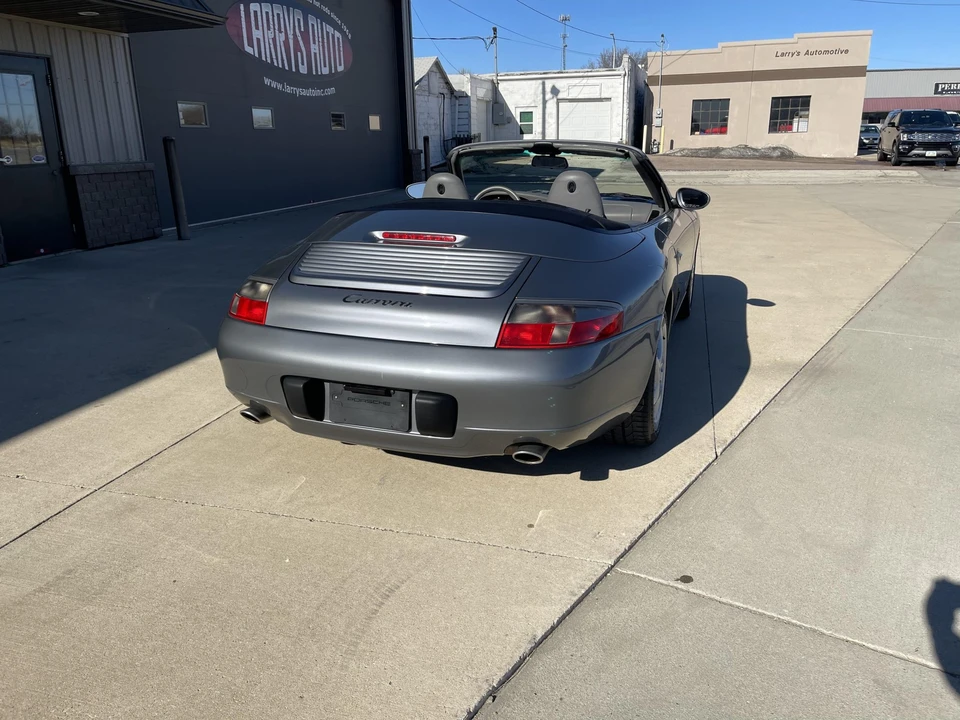 2001 Porsche 996 Carrera - Image 11 of 31