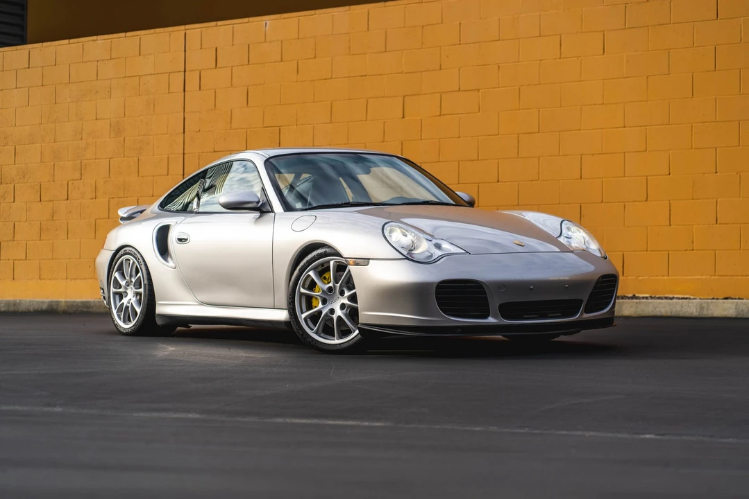 2001 Porsche 996 Turbo - Image 13 of 31