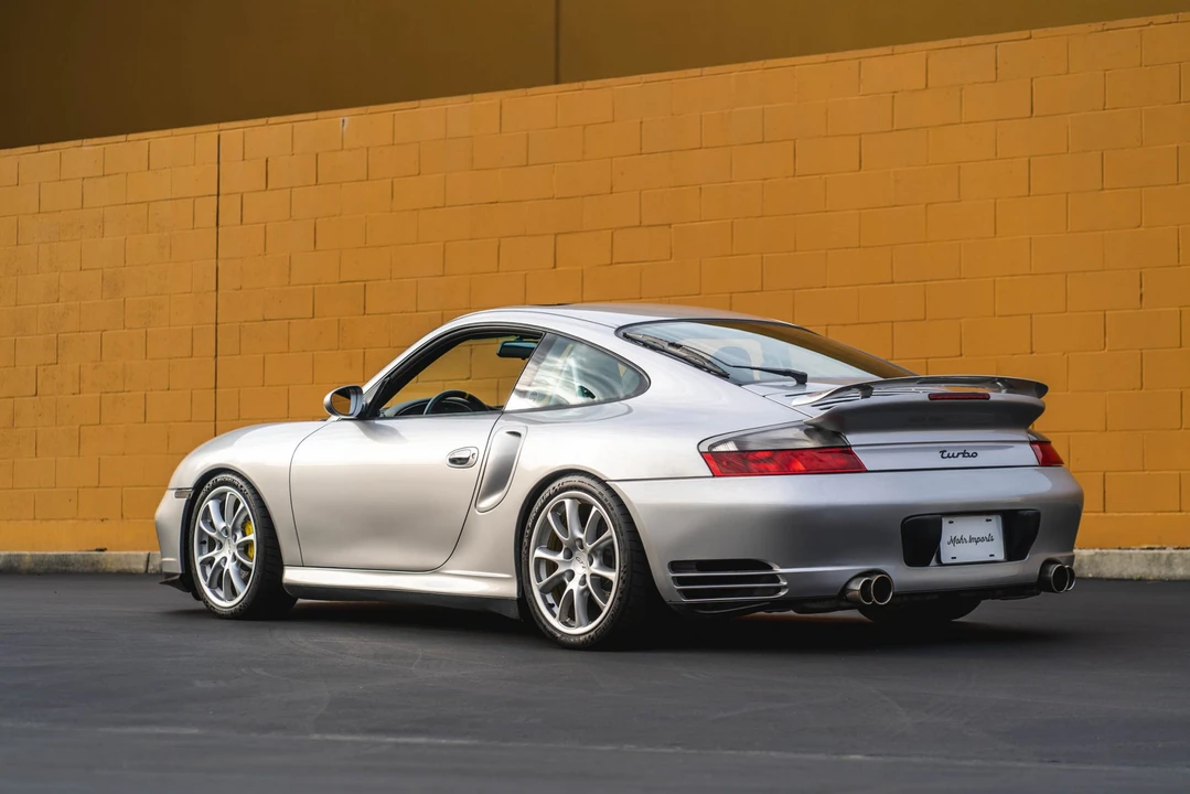 2001 Porsche 996 Turbo - Image 27 of 31