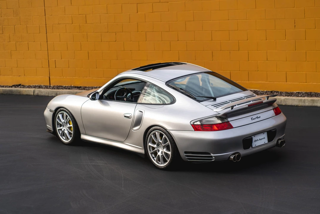 2001 Porsche 996 Turbo - Image 28 of 31