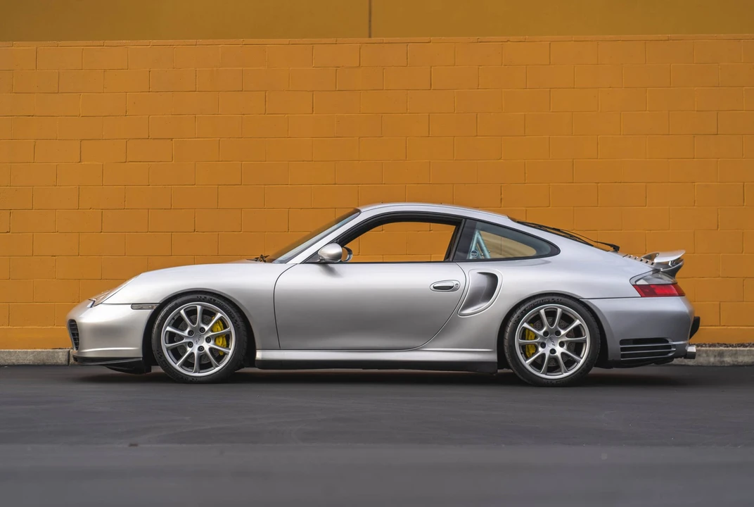 2001 Porsche 996 Turbo - Image 30 of 31
