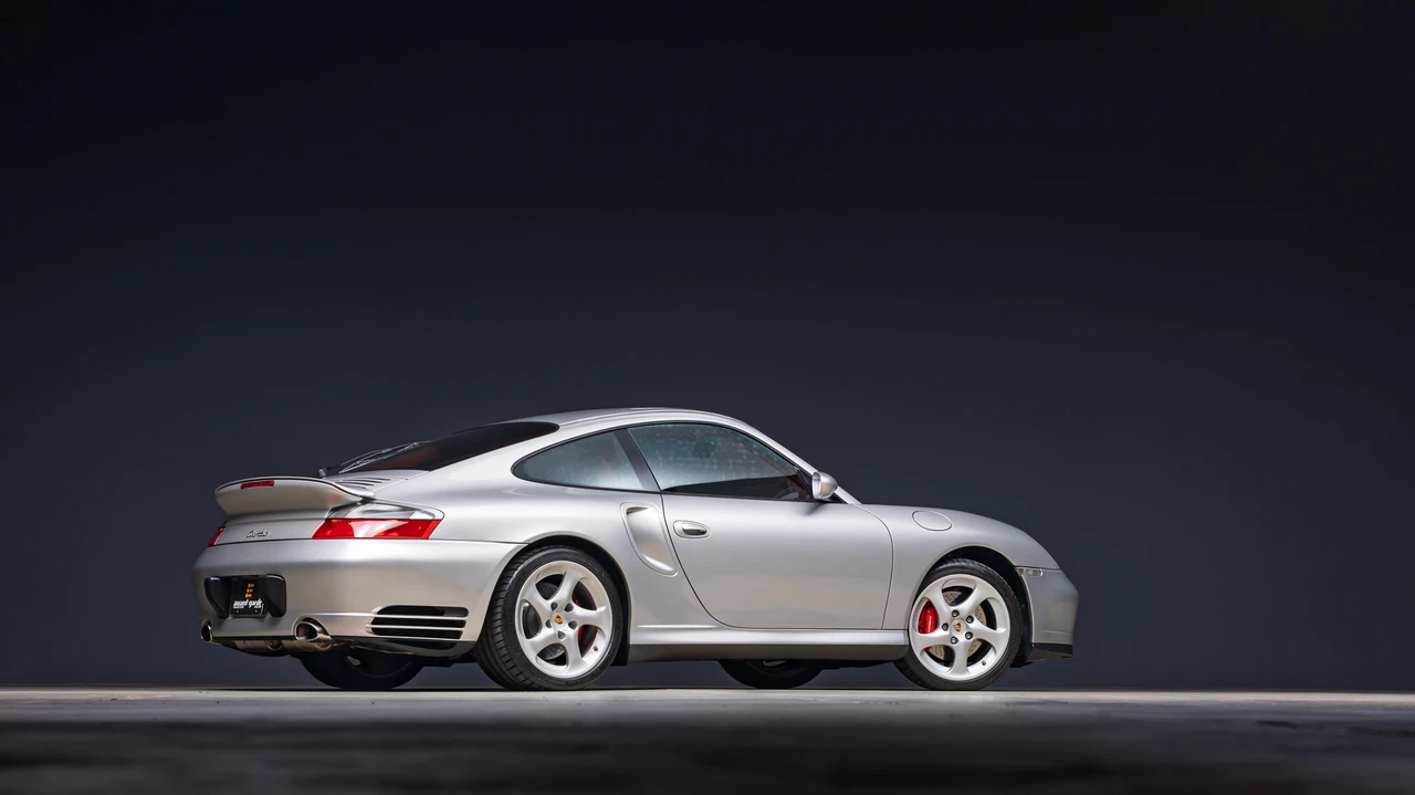 2001 Porsche 996 Turbo - Image 16 of 31