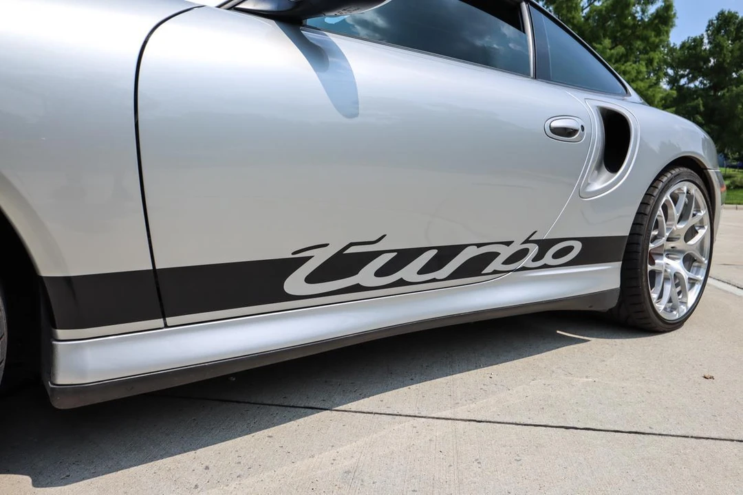 2001 Porsche 996 Turbo - Image 9 of 31