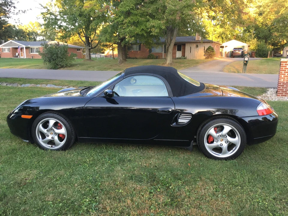 2001 Porsche 986 Boxster S - Image 13 of 31