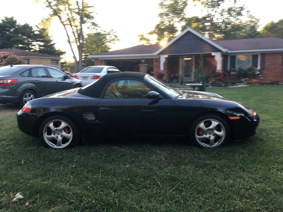 2001 Porsche 986 Boxster S - Image 19 of 31