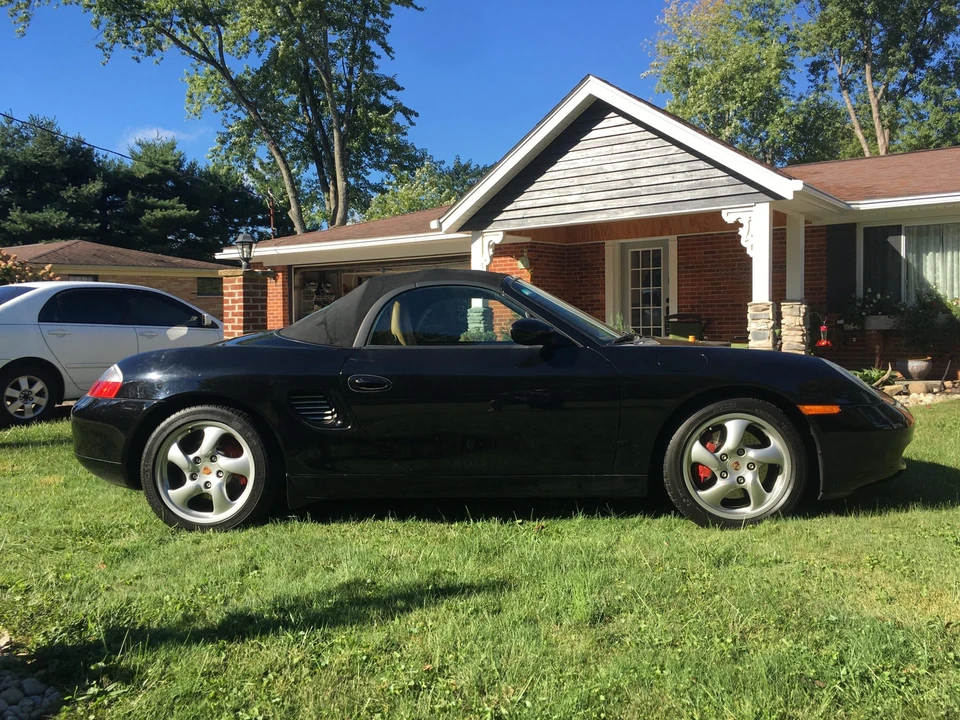 2001 Porsche 986 Boxster S - Image 18 of 31
