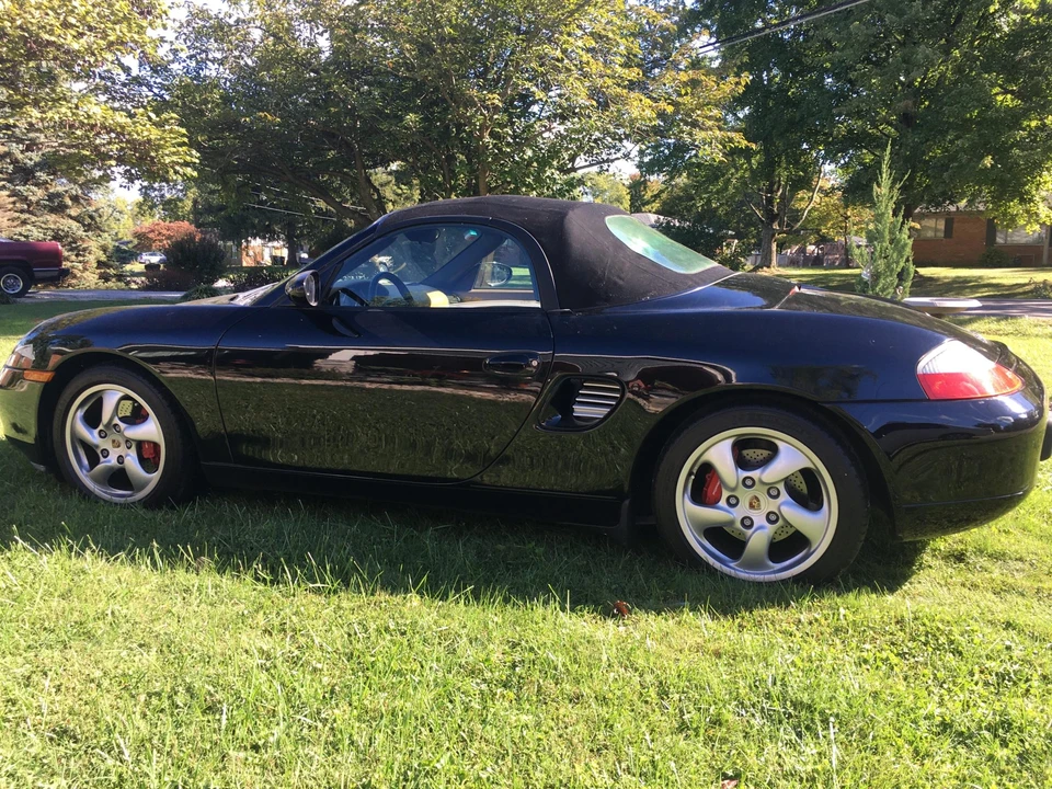 2001 Porsche 986 Boxster S - Image 12 of 31
