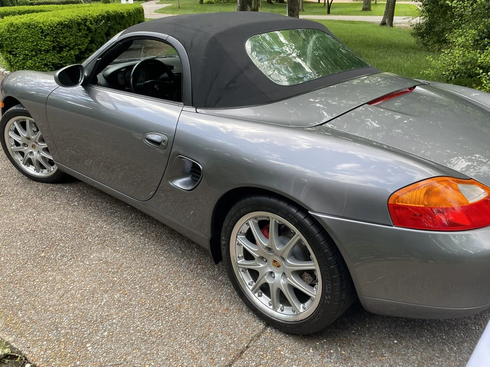 2001 Porsche 986 Boxster S - Image 12 of 31