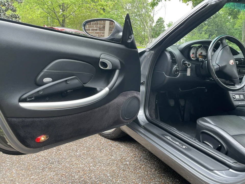 2001 Porsche 986 Boxster S - Image 31 of 31