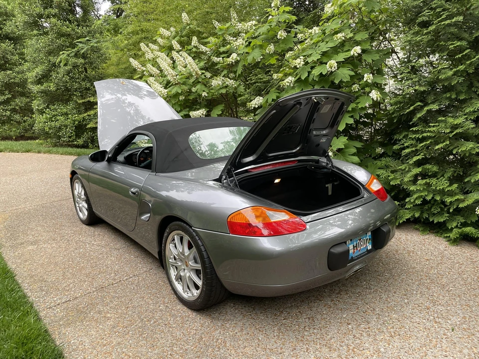 2001 Porsche 986 Boxster S - Image 24 of 31