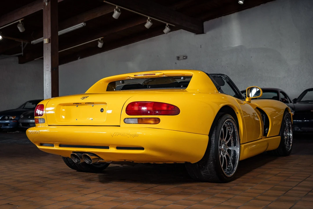 2002 Dodge Viper 2nd Gen - Image 31 of 31