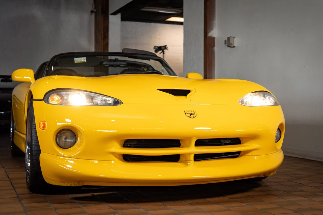 2002 Dodge Viper 2nd Gen - Image 11 of 31