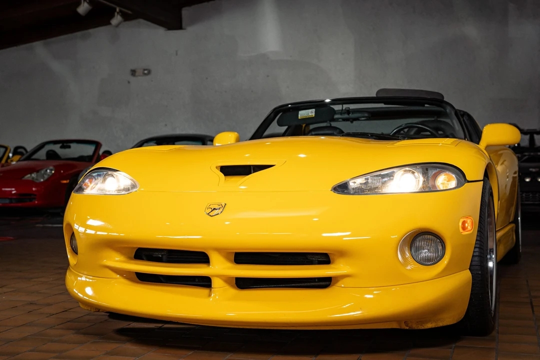 2002 Dodge Viper 2nd Gen - Image 3 of 31