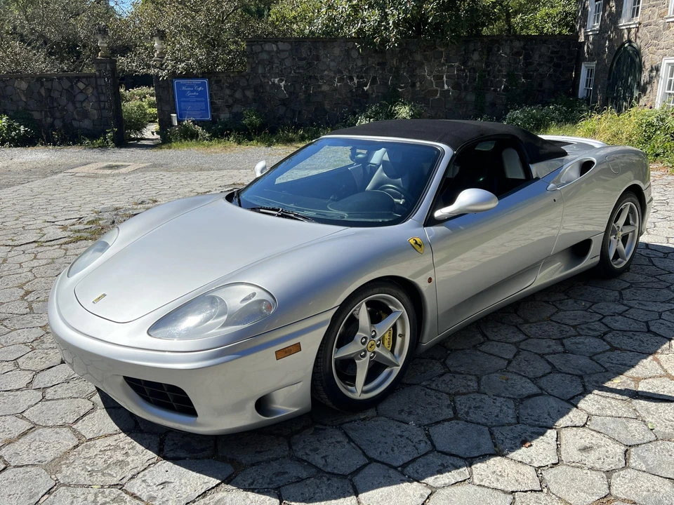 2002 Ferrari 360 Spider - Image 2 of 31