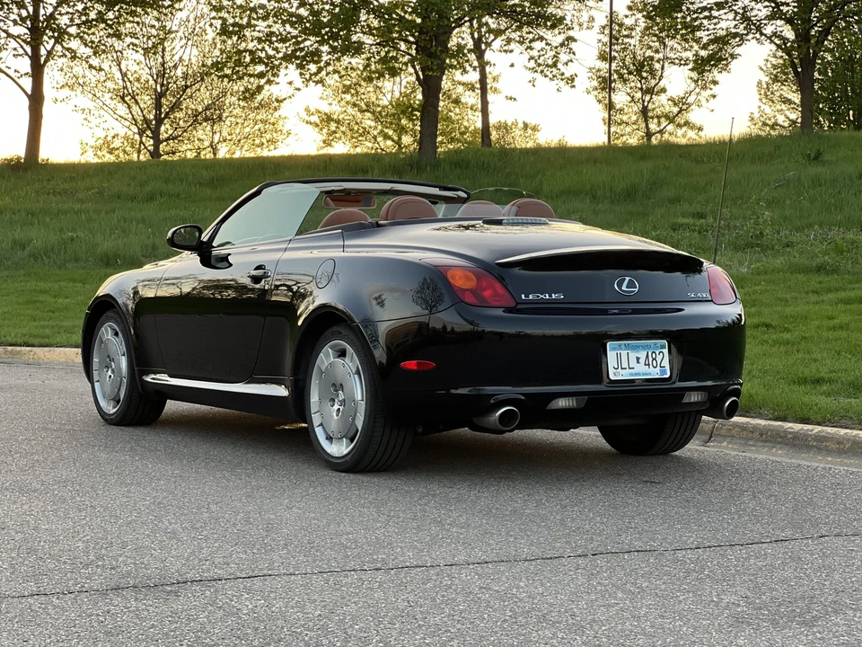 2002 Lexus SC430 - Image 11 of 31