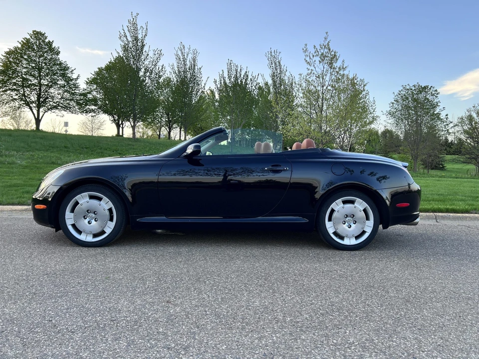 2002 Lexus SC430 - Image 9 of 31