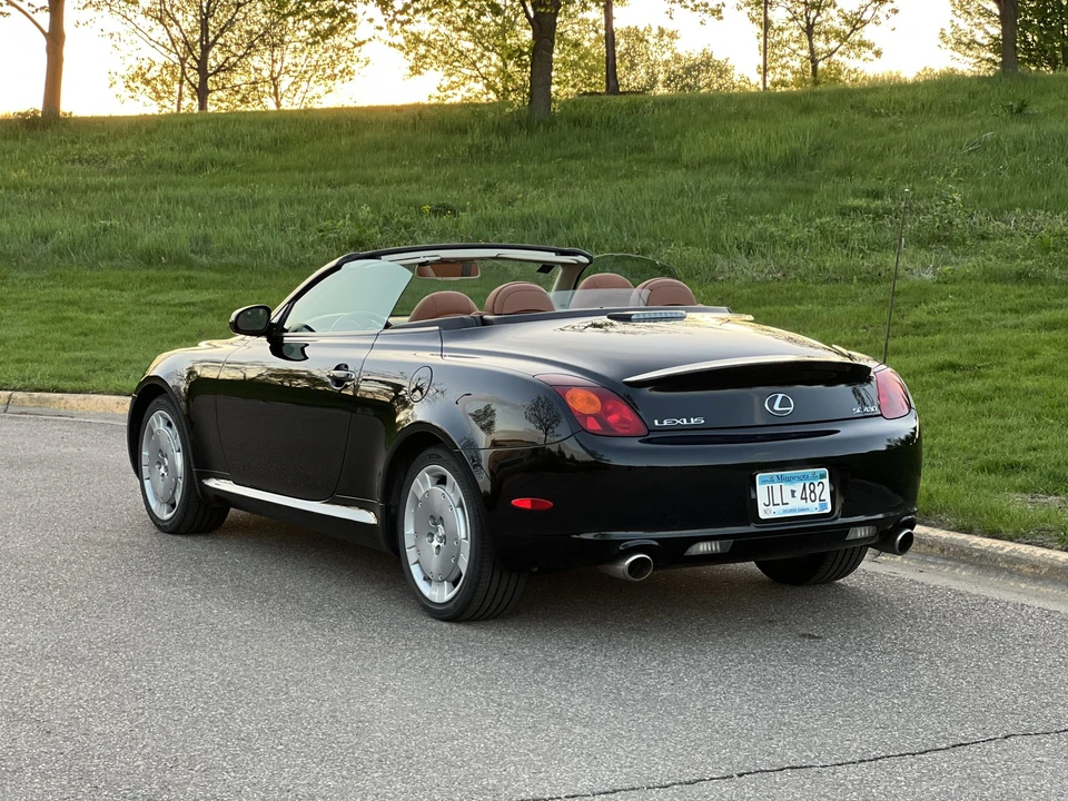 2002 Lexus SC430 - Image 10 of 31