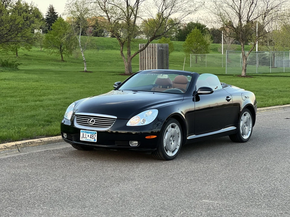 2002 Lexus SC430 - Image 4 of 31