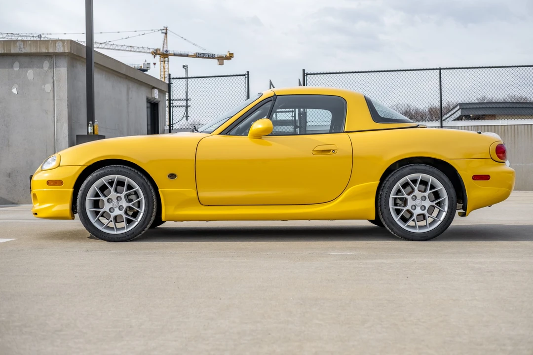2002 Mazda NB MX-5 Miata - Image 7 of 31