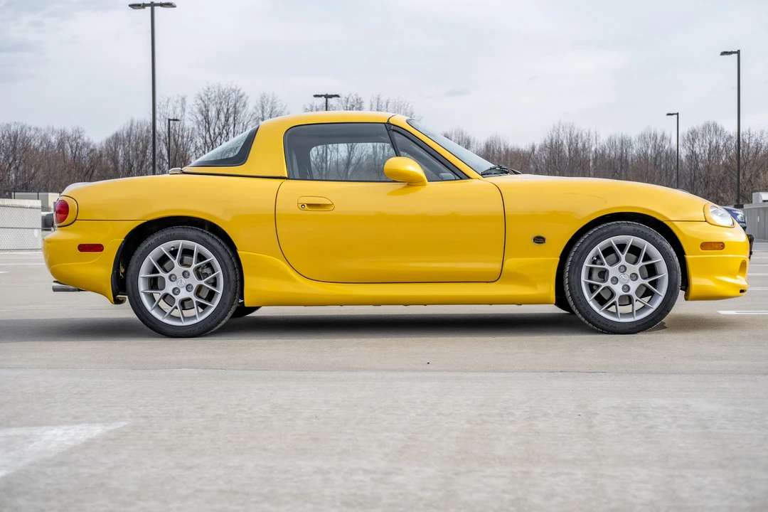 2002 Mazda NB MX-5 Miata - Image 12 of 31