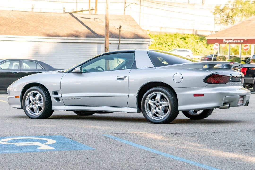2002 Pontiac Firebird Trans Am 4th Gen - Image 8 of 31