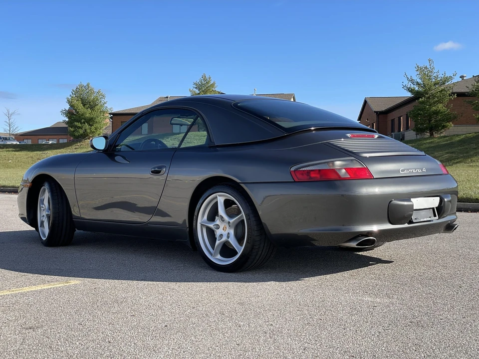 2002 Porsche 996 Carrera 4S - Image 24 of 31