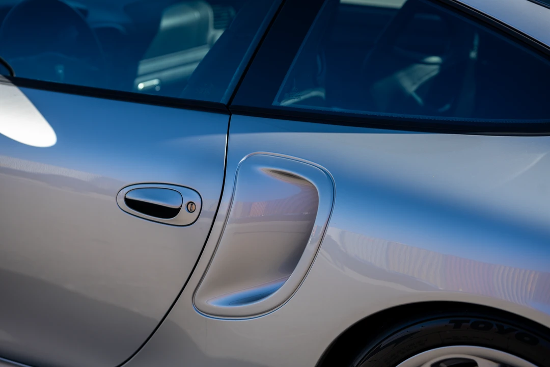 2002 Porsche 996 Turbo - Image 28 of 31