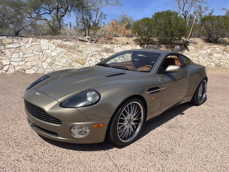 2003 Aston Martin Vanquish 1st Gen - Image 5 of 31