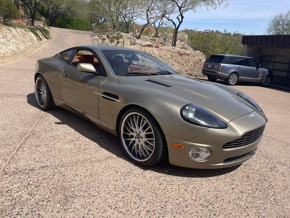 2003 Aston Martin Vanquish 1st Gen - Image 2 of 31