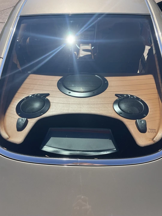 2003 Aston Martin Vanquish 1st Gen - Image 14 of 31