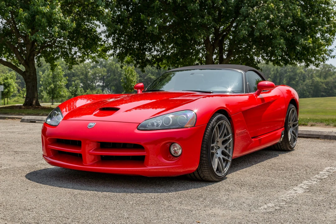 2003 Dodge Viper 3rd Gen - Image 2 of 31