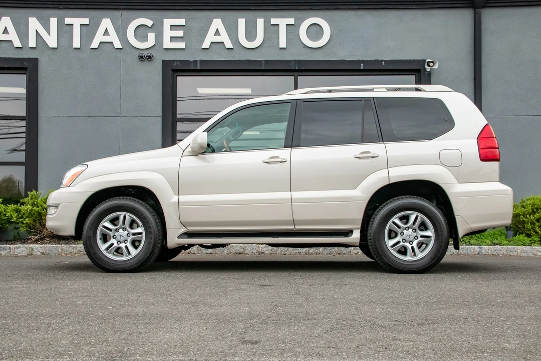 2003 Lexus GX 1st Gen - Image 13 of 31
