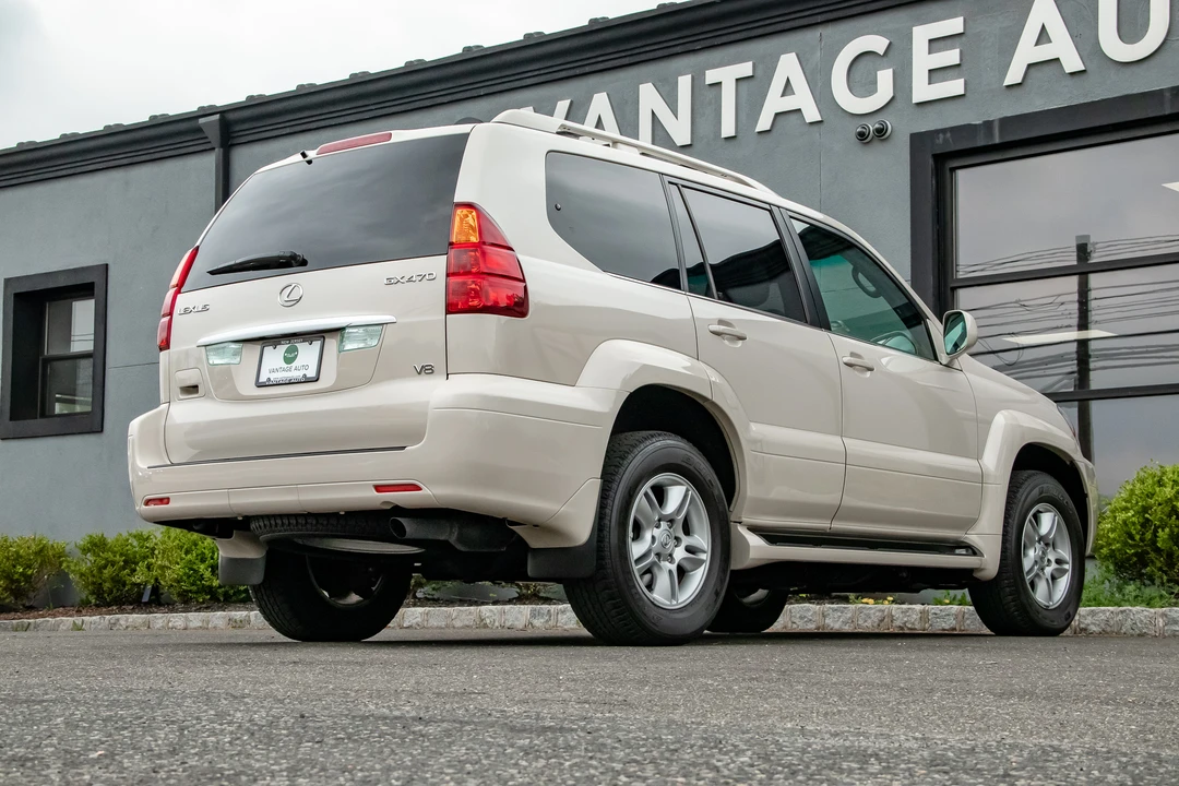 2003 Lexus GX 1st Gen - Image 19 of 31