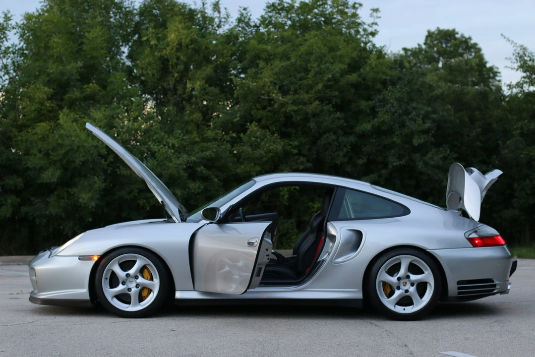 2003 Porsche 996 GT3 - Image 28 of 31