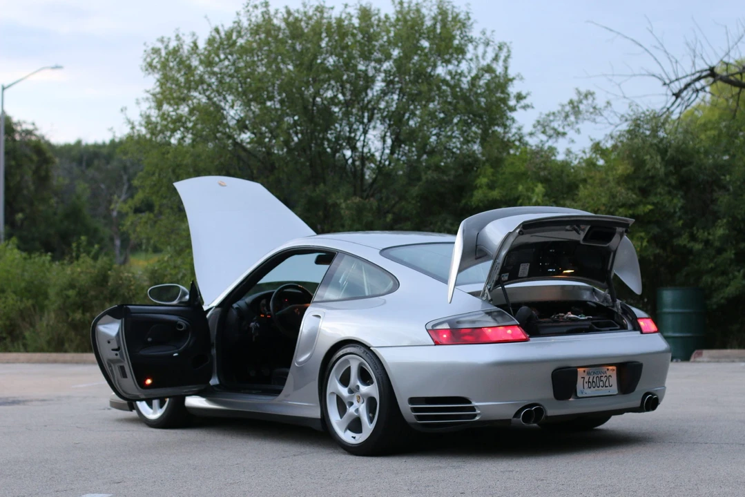 2003 Porsche 996 GT3 - Image 29 of 31