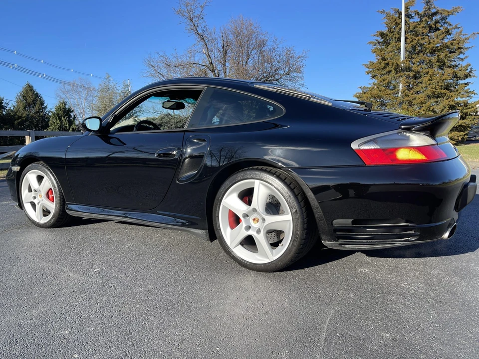 2003 Porsche 996 Turbo - Image 17 of 31
