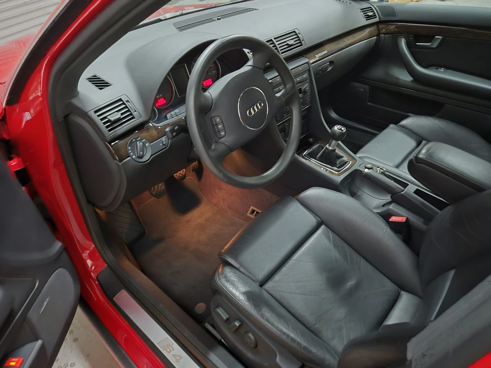 2004 Audi B6 S4 - Image 28 of 31