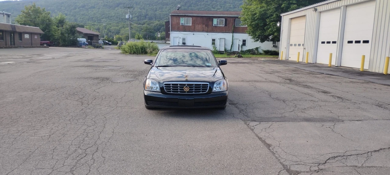 2004 Cadillac DeVille 8th Gen - Image 3 of 31