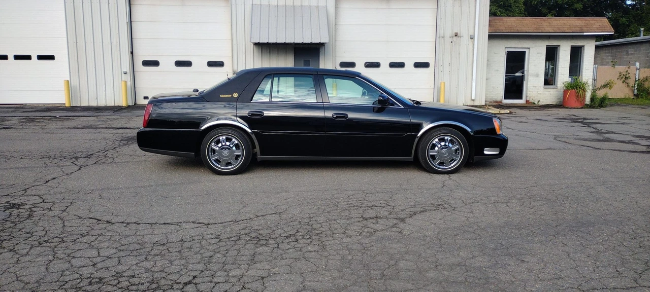 2004 Cadillac DeVille 8th Gen - Image 5 of 31