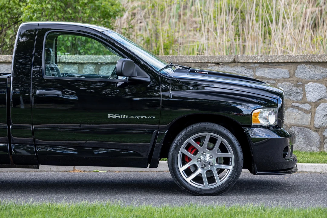 2004 Dodge Ram SRT-10 3rd Gen - Image 28 of 31