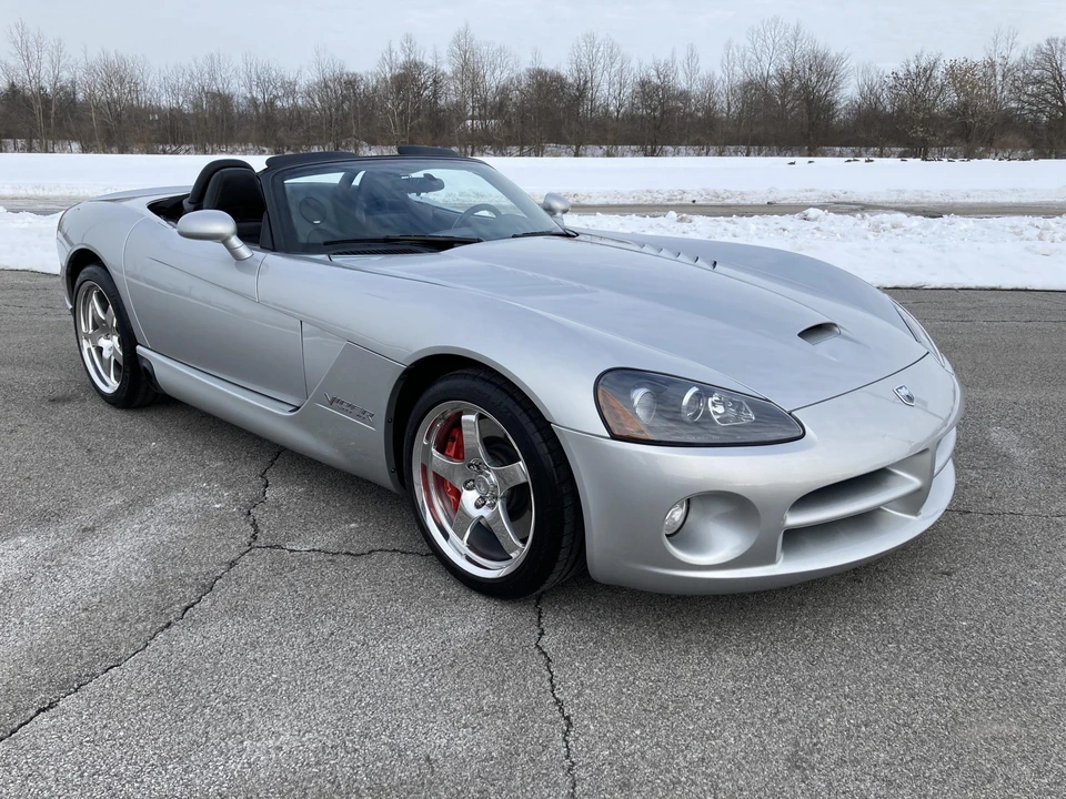 2004 Dodge Viper 3rd Gen - Image 11 of 31