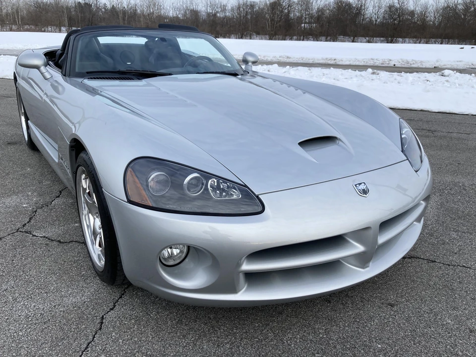 2004 Dodge Viper 3rd Gen - Image 12 of 31
