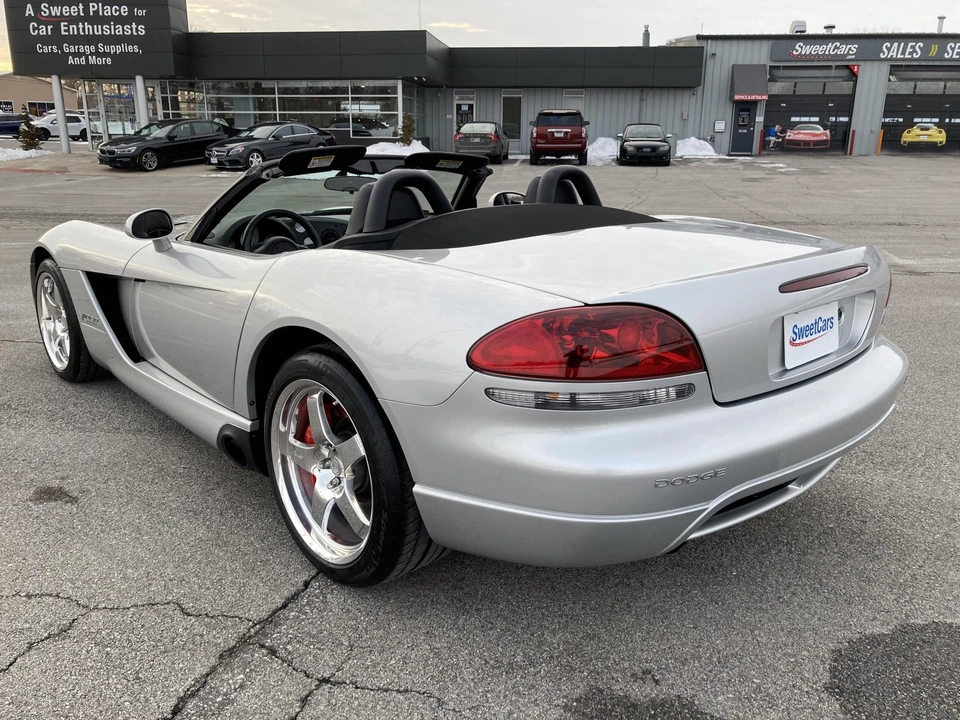 2004 Dodge Viper 3rd Gen - Image 4 of 31