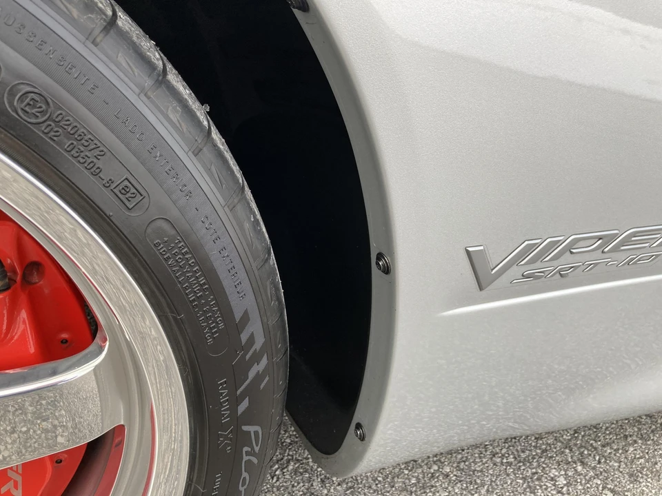 2004 Dodge Viper 3rd Gen - Image 24 of 31