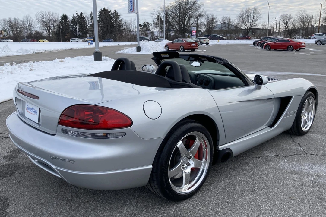 2004 Dodge Viper 3rd Gen - Image 9 of 31