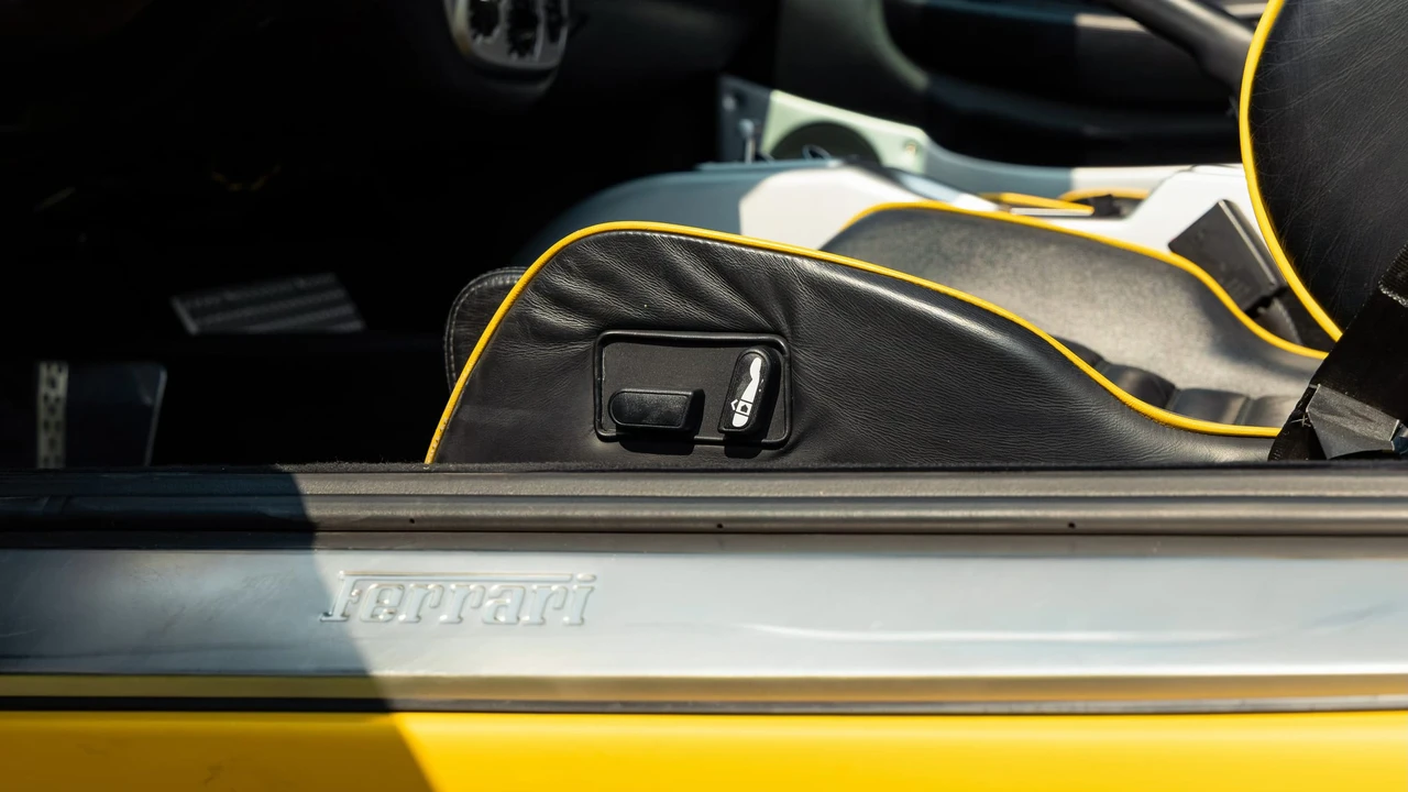 2004 Ferrari 360 Spider - Image 18 of 31