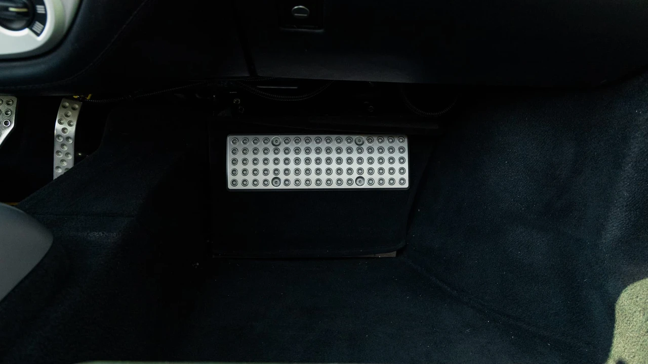 2004 Ferrari 360 Spider - Image 29 of 31
