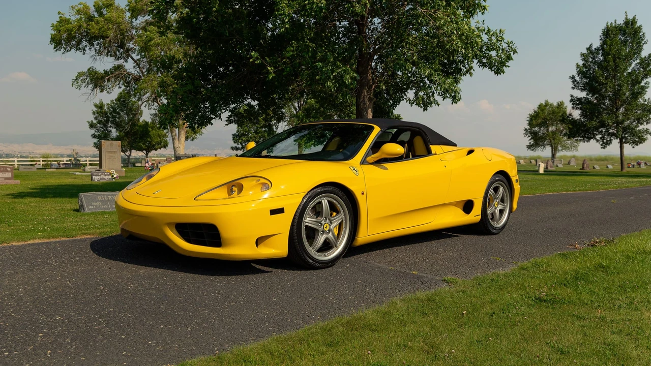 2004 Ferrari 360 Spider - Image 2 of 31