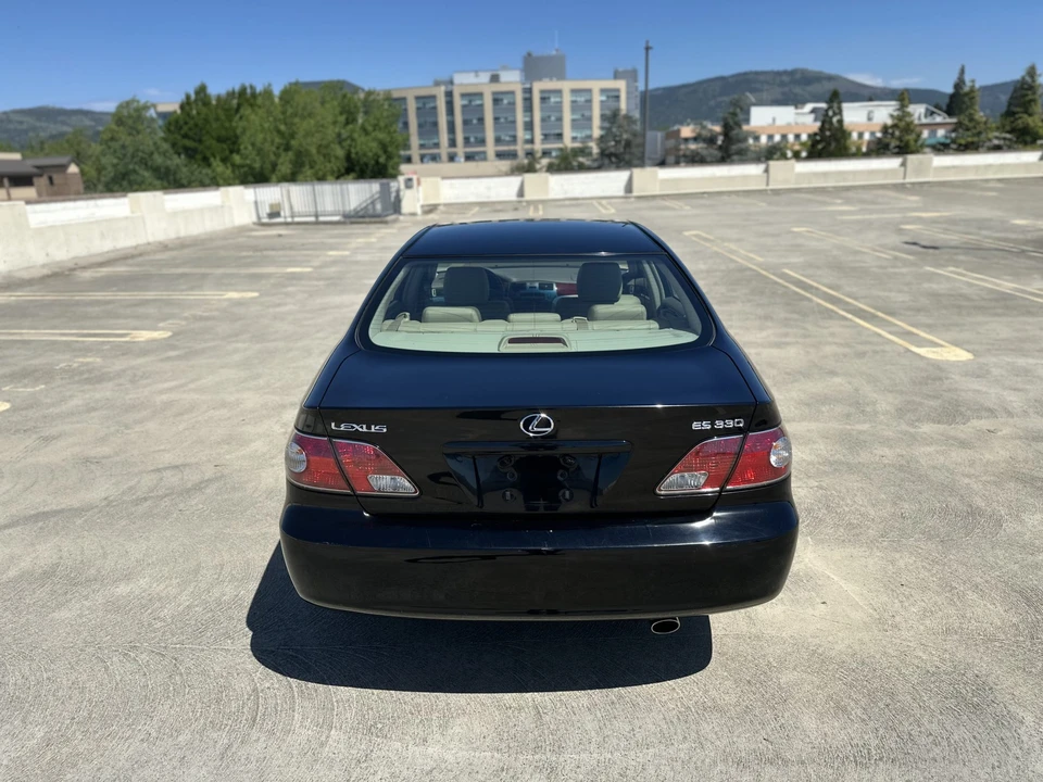 2004 Lexus ES 4th Gen - Image 18 of 31